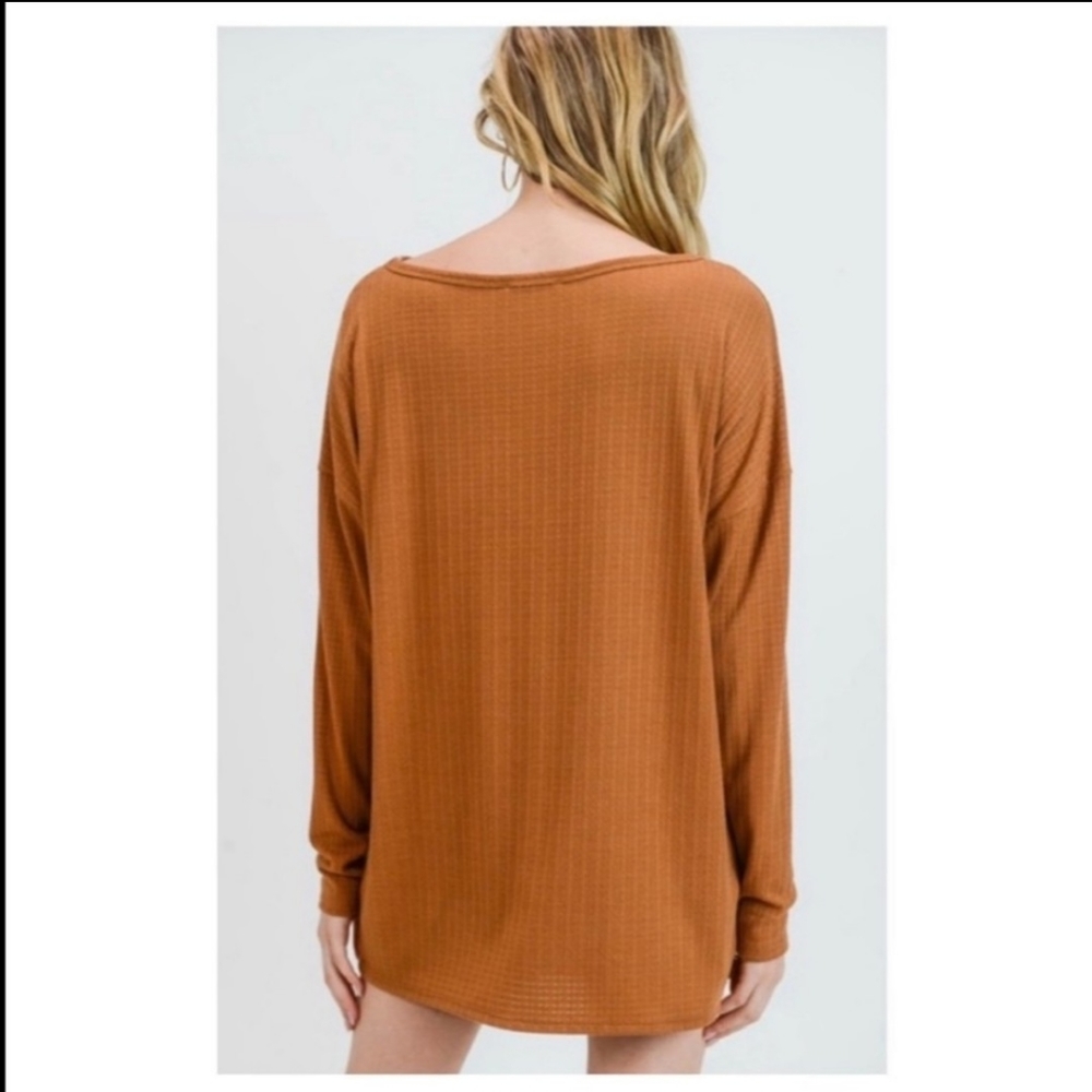 🔥$5🔥RIBBED TOP W/ LEOPARD PRINT PATCH POCKET- - Picture 4 of 4